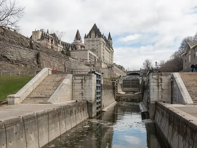 Rideau Canal with the Fairmont Château Laurier in the background, Ottawa