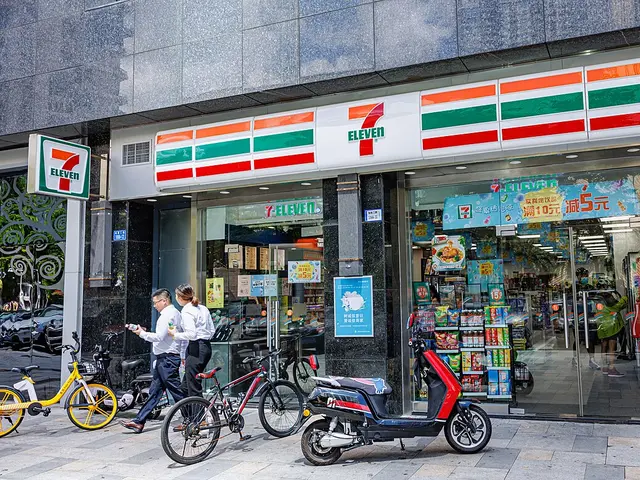 Exterior storefront of a 7-Eleven convenience store in China.