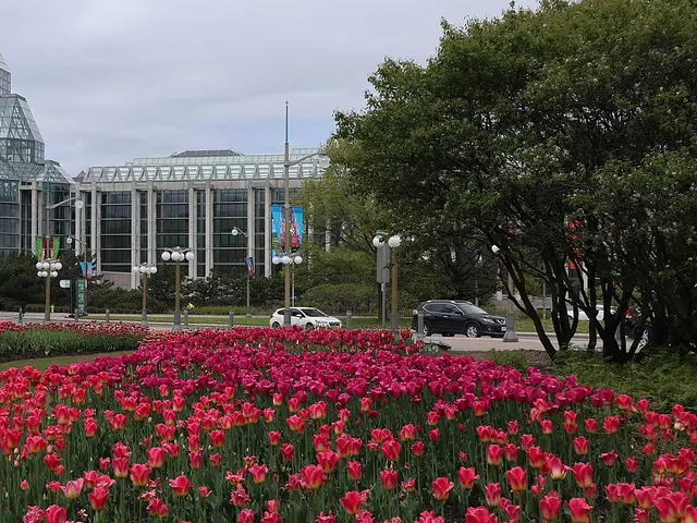 Exterior of the National Gallery of Canada with its glass tower, Ottawa